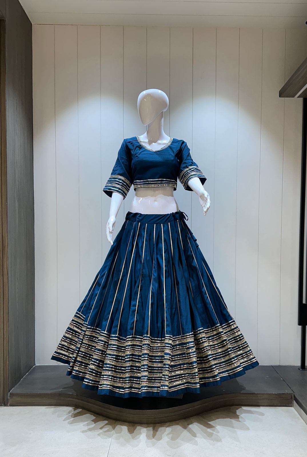 👉Pure roman cotton chaniya choli with heavy laces 💃💃💃