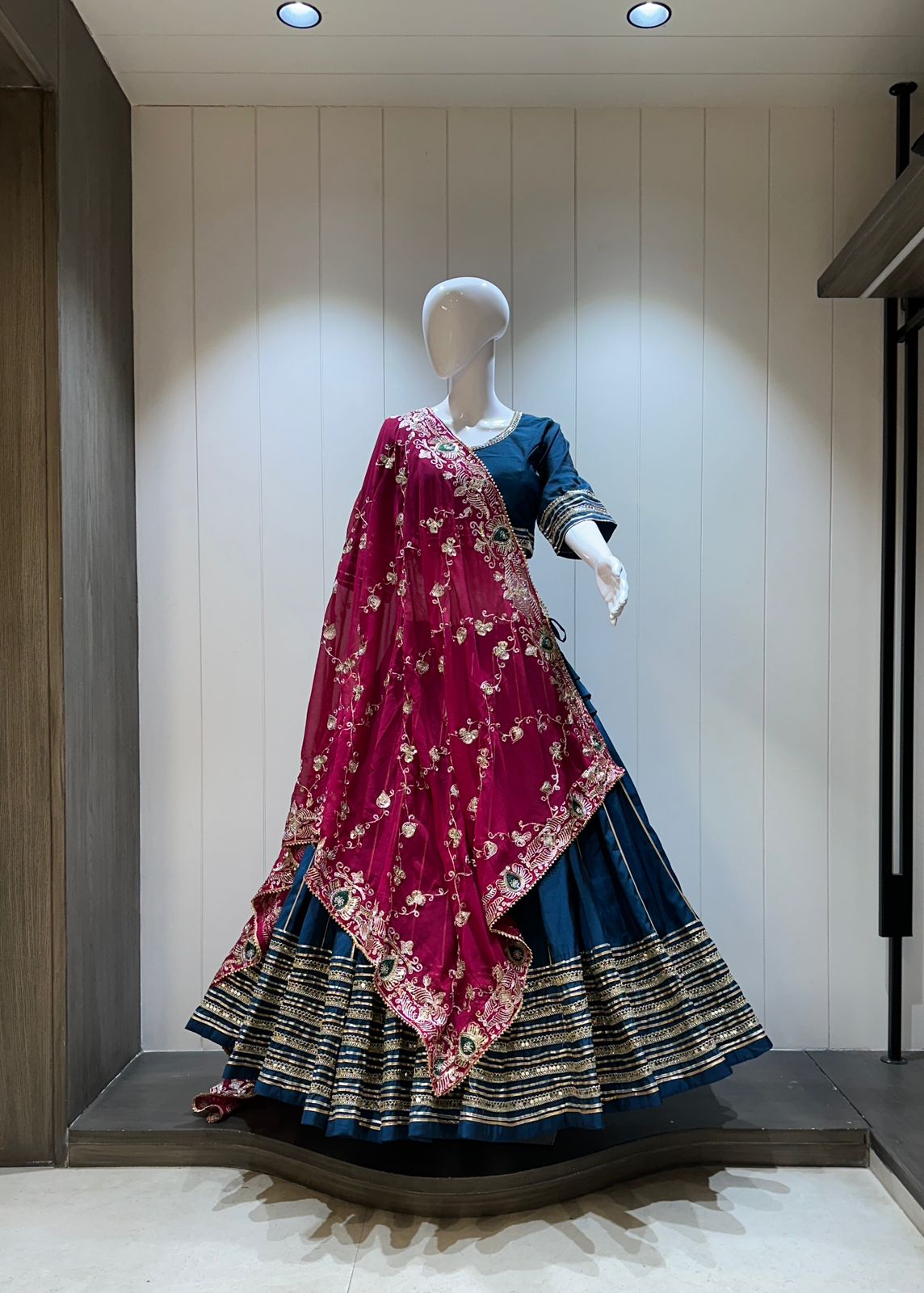 👉Pure roman cotton chaniya choli with heavy laces 💃💃💃